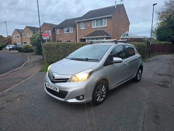 Used Toyota Yaris 2014 for sale - 76346103: Photo 3