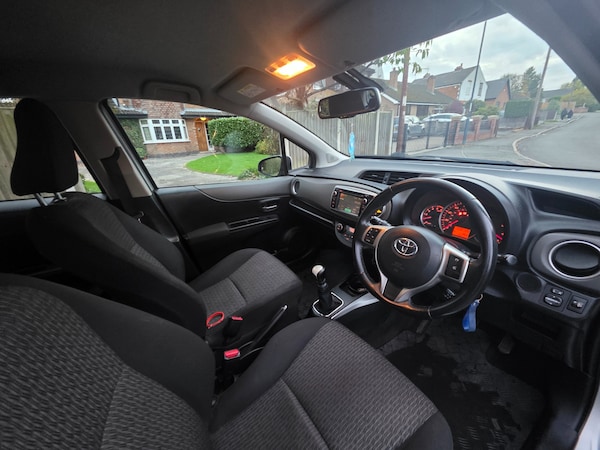 Used Toyota Yaris 2014 for sale - 76346103: Photo 7