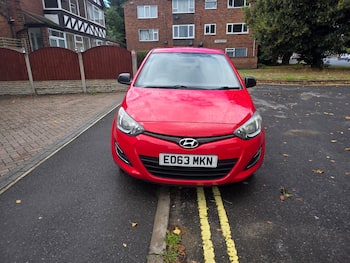 Used Hyundai i20 2013 for sale - 79684589: Photo