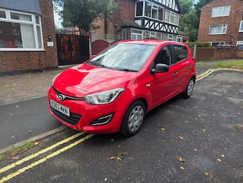 Used Hyundai i20 2013 for sale - 79684589: Photo
