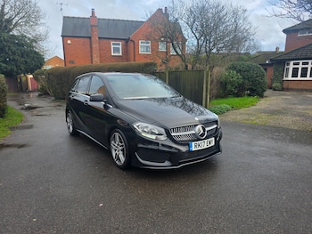 Used Mercedes-Benz B Class 2017 for sale - 77482230: Photo