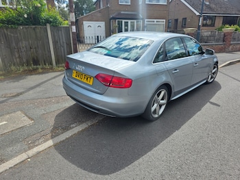 Used Audi A4 2010 for sale - 78610995: Photo