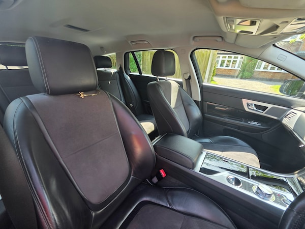 Used Jaguar XF 2013 for sale - 75545660: Photo 10