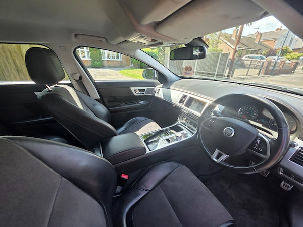 Used Jaguar XF 2013 for sale - 75545660: Photo 7