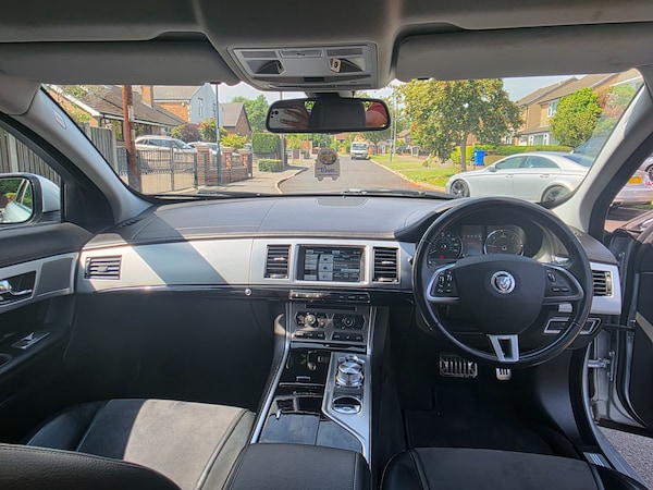 Used Jaguar XF 2013 for sale - 75545660: Photo 9