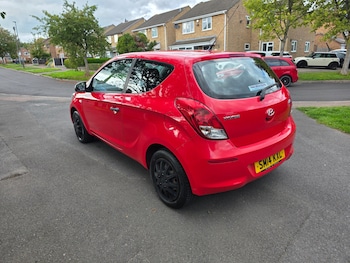 Used Hyundai i20 2014 for sale - 75972595: Photo