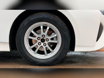 Used Toyota Prius undefined for sale - 79379162: Photo