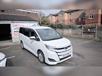 Used Toyota Noah 2020 for sale - 78584798: Photo