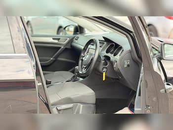 Used Volkswagen Golf 2014 for sale - 79734813: Photo