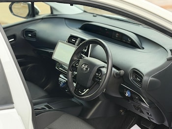 Used Toyota Prius 2022 for sale - 78583653: Photo