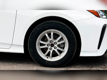 Used Toyota Prius undefined for sale - 79570585: Photo