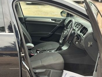 Used Volkswagen Golf undefined for sale - 78756520: Photo