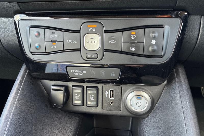 Used Nissan Leaf 2020 for sale - 77557137: Photo 15