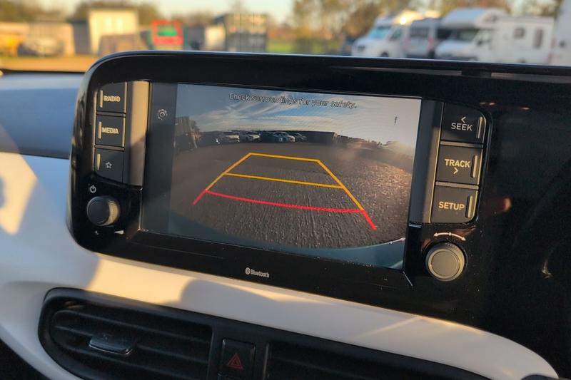 Used Hyundai i10 2022 for sale - 77071490: Photo 19