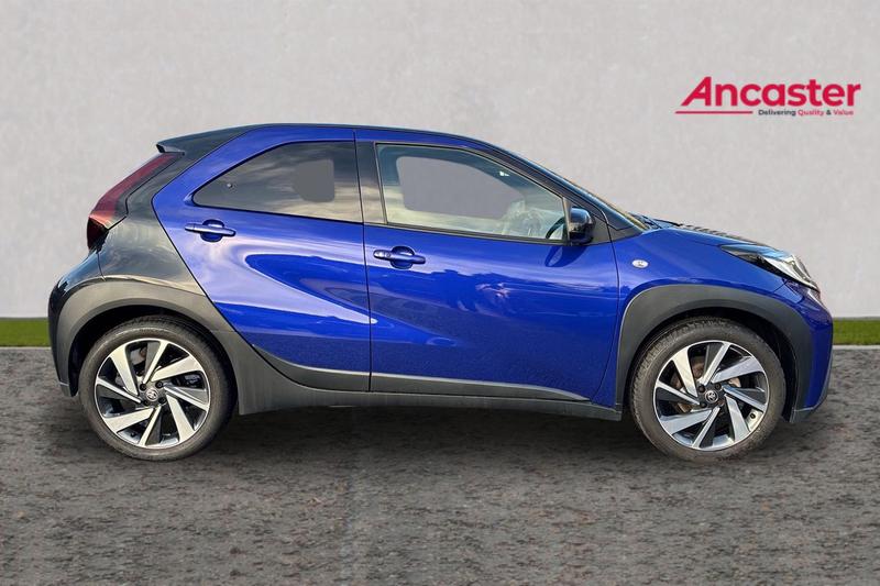 Used Toyota Aygo X 2023 for sale - 76590187: Photo 2