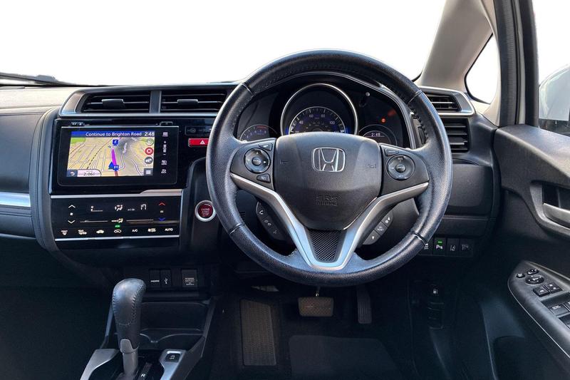 Used Honda Jazz 2017 for sale - 76594573: Photo 11