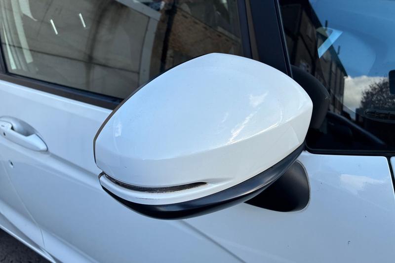 Used Honda Jazz 2017 for sale - 76594573: Photo 26