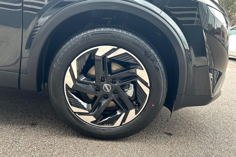 Used Nissan Qashqai 2025 for sale - 77286234: Photo 9