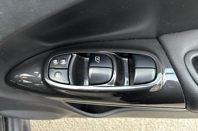 Used Nissan Juke 2018 for sale - 76703179: Photo 16