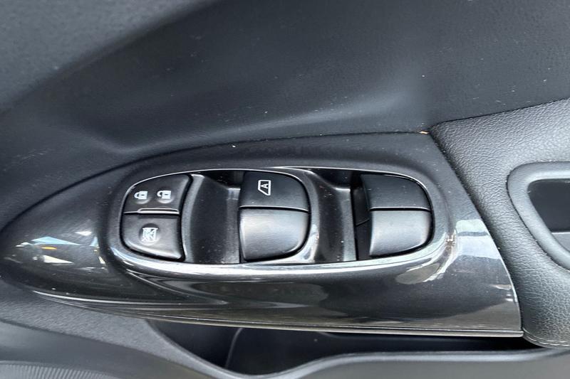 Used Nissan Juke 2018 for sale - 77505776: Photo 16