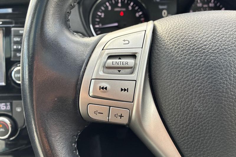 Used Nissan Qashqai 2017 for sale - 77703175: Photo 21