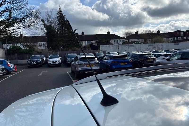 Used Nissan Qashqai 2017 for sale - 77703175: Photo 27