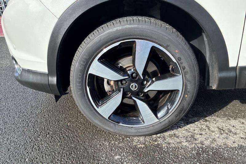 Used Nissan Qashqai 2017 for sale - 77703175: Photo 9