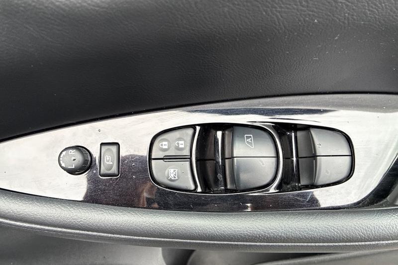 Used Nissan Leaf 2020 for sale - 76664880: Photo 16