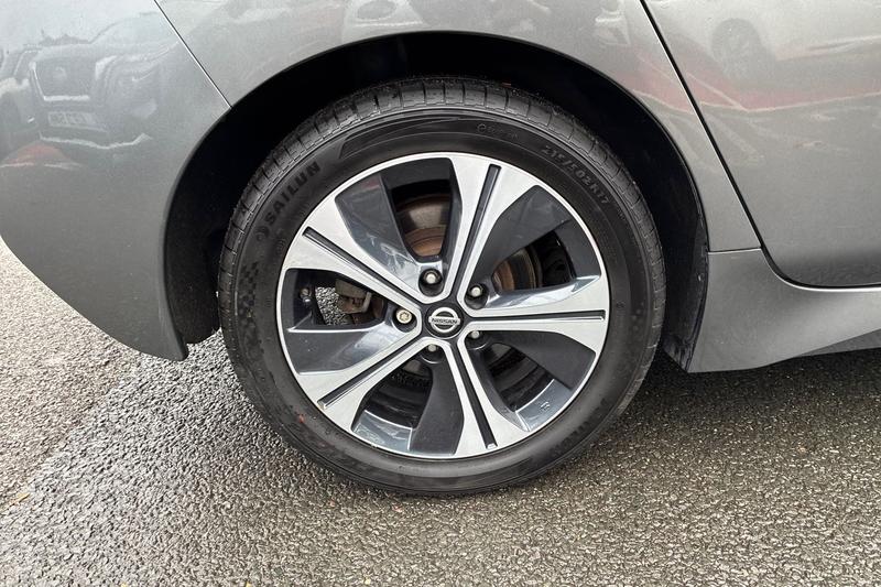 Used Nissan Leaf 2020 for sale - 76664880: Photo 9