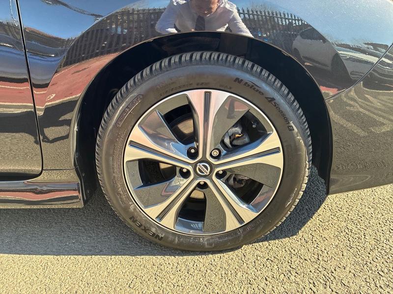 Used Nissan Leaf 2021 for sale - 77975903: Photo 9