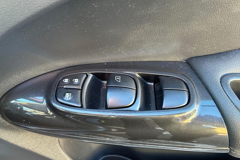 Used Nissan Juke 2018 for sale - 77262040: Photo 16