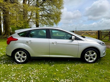 Used Ford Focus 2011 for sale - 78242146: Photo