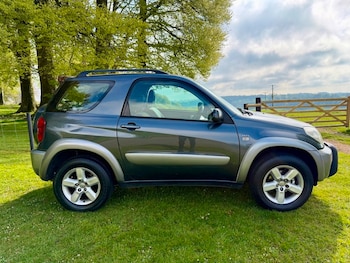 Used Toyota RAV4 2004 for sale - 78289048: Photo