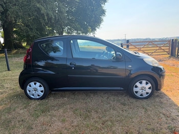 Used Peugeot 107 2013 for sale - 79197906: Photo