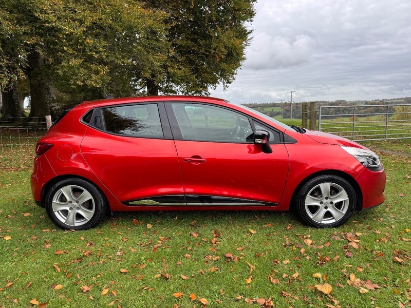 Used Renault Clio 2014 for sale - 76218731: Photo 4