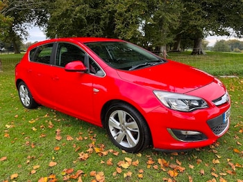 Used Vauxhall Astra 2013 for sale - 76218740: Photo
