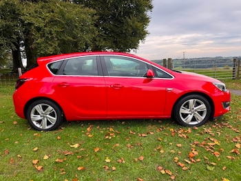 Used Vauxhall Astra 2013 for sale - 76218740: Photo
