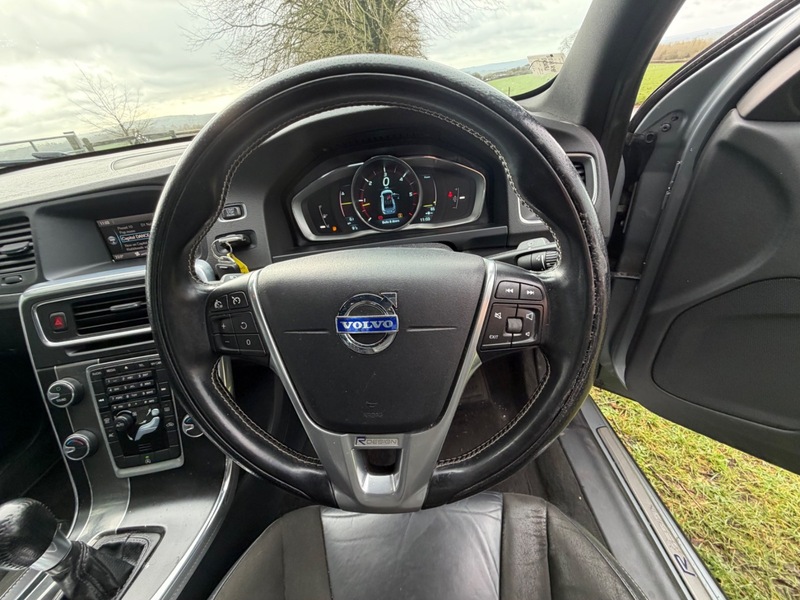 Used Volvo S60 2014 for sale - 78201368: Photo 10