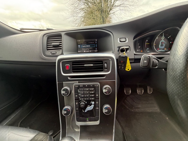 Used Volvo S60 2014 for sale - 78201368: Photo 13