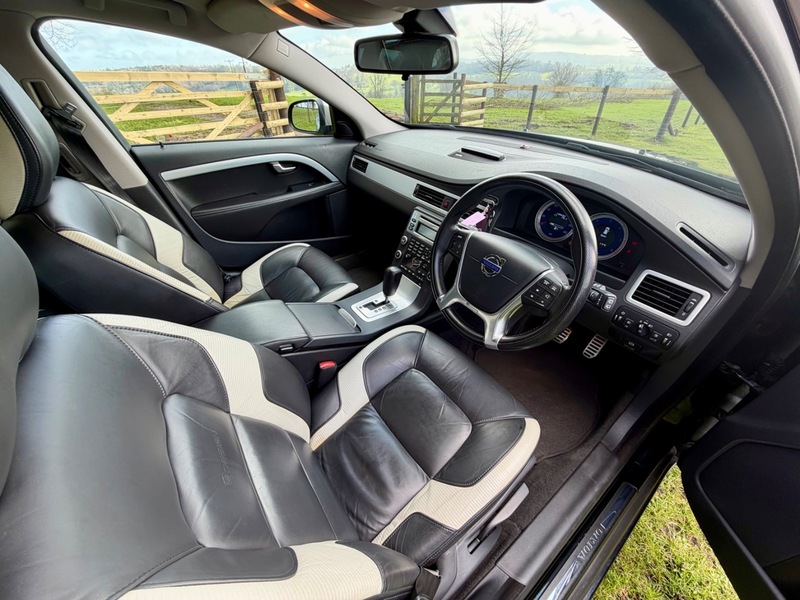 Used Volvo V70 2011 for sale - 77720749: Photo 11