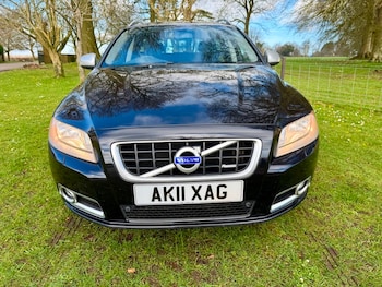 Used Volvo V70 2011 for sale - 77720749: Photo