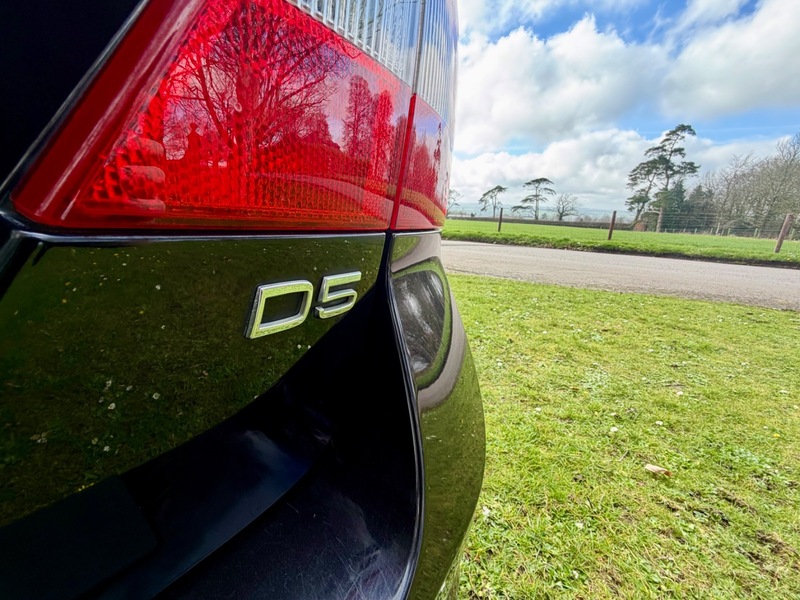 Used Volvo V70 2011 for sale - 77720749: Photo 9