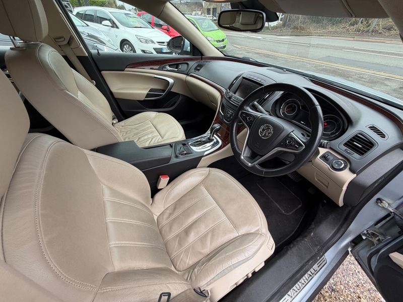 Used Vauxhall Insignia 2014 for sale - 77328844: Photo 2