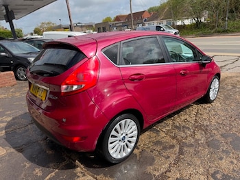 Used Ford Fiesta 2011 for sale - 78300078: Photo