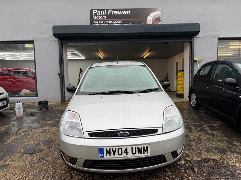 Used Ford Fiesta 2004 for sale - 77521760: Photo 2