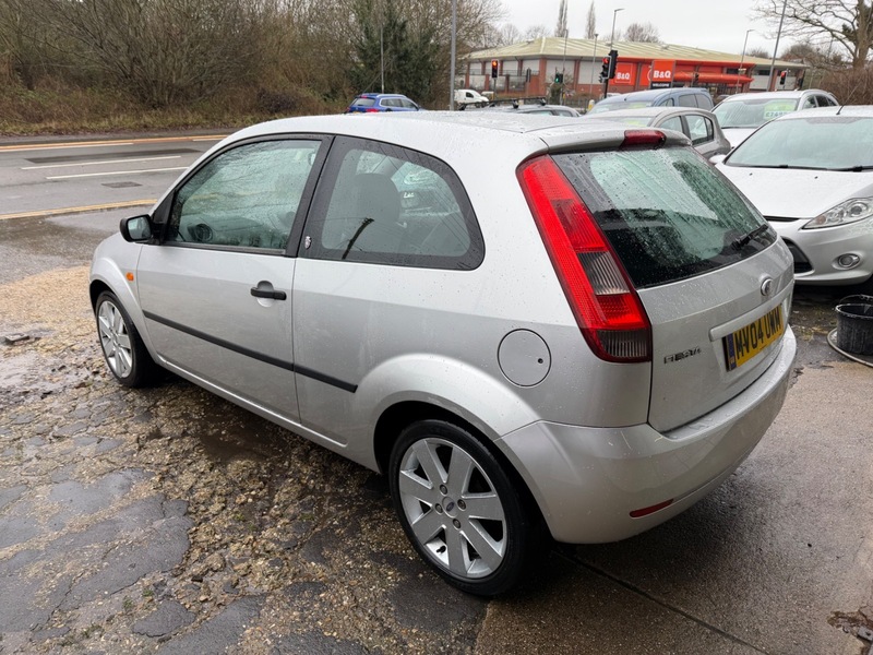 Used Ford Fiesta 2004 for sale - 77521760: Photo 7
