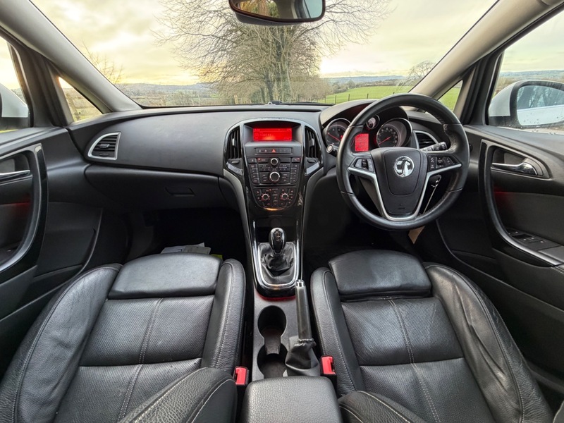 Used Vauxhall Astra 2016 for sale - 77140400: Photo 9