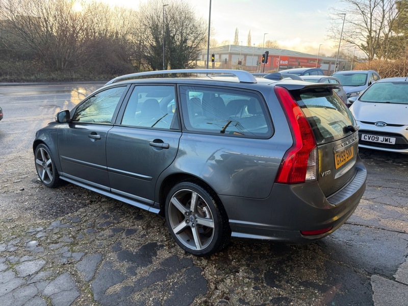 Used Volvo V50 2009 for sale - 77356944: Photo 5