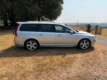 Used Volvo V70 2010 for sale - 79301413: Photo
