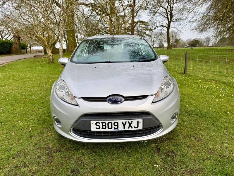 Used Ford Fiesta 2009 for sale - 77781231: Photo 2